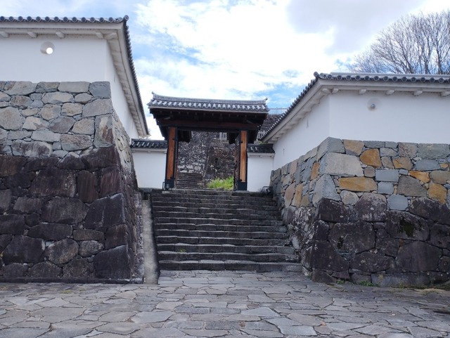 坂下